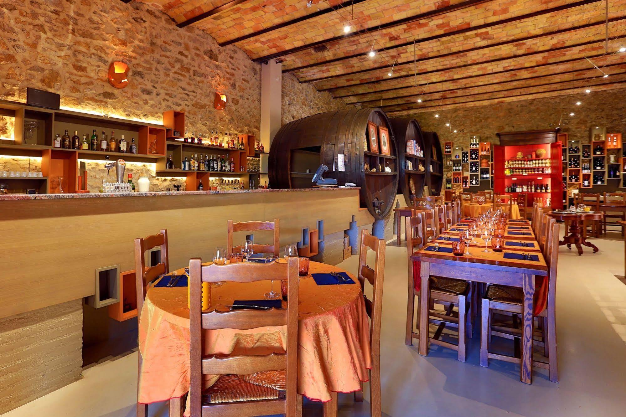 Logis Auberge Restaurant Du Vigneron Кюкюньян Екстер'єр фото